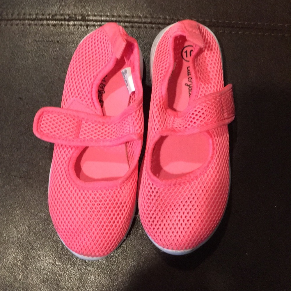 Water shoes